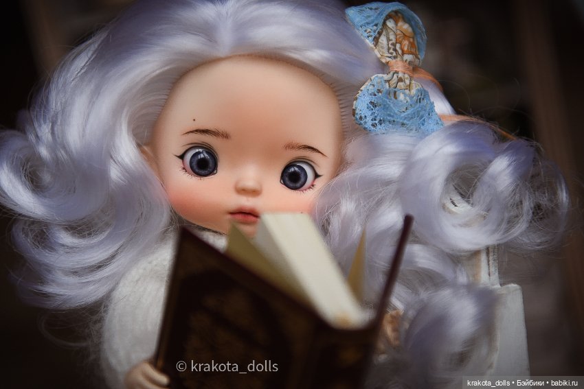 Беляночка monst глазазстик