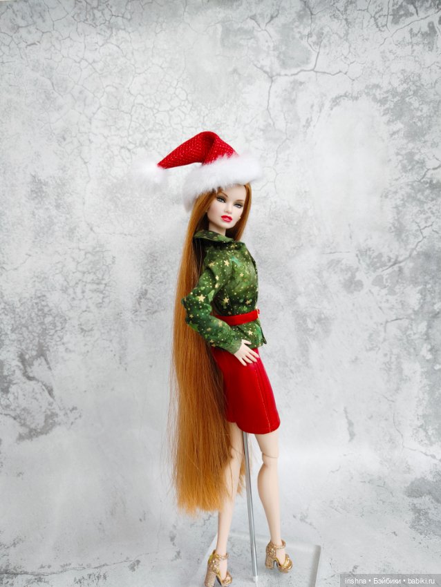 Костюмчики для мисс Санты