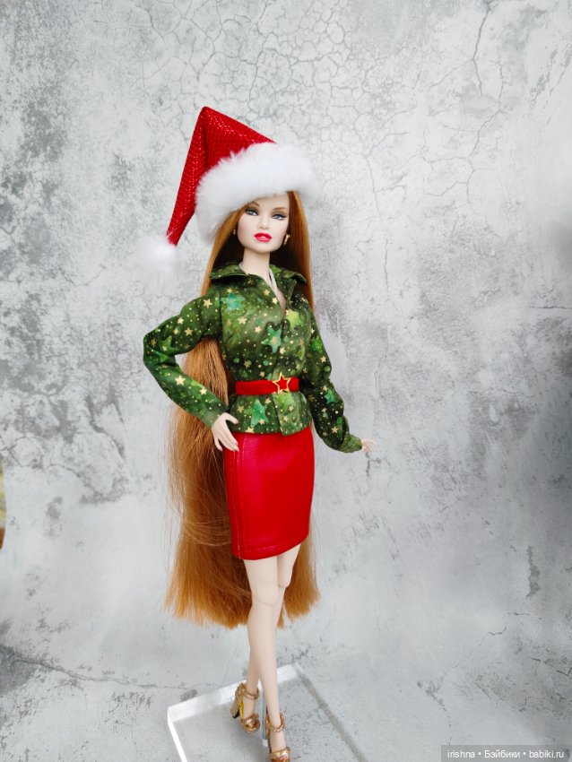 Костюмчики для мисс Санты