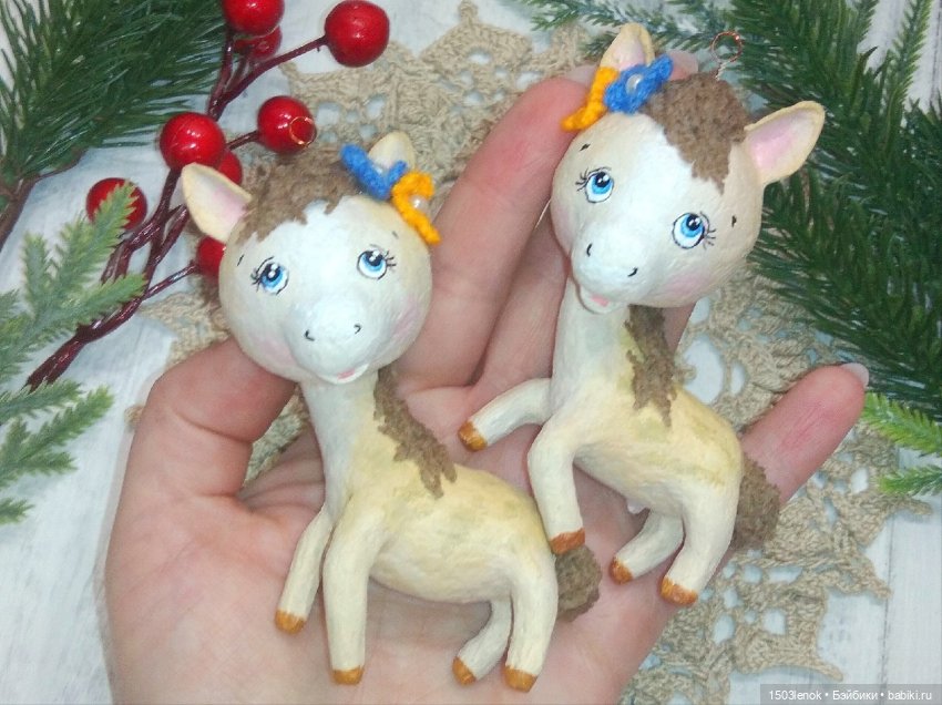 Лошадки на ёлку — Лепка авторских игрушек и папье (фото 7)