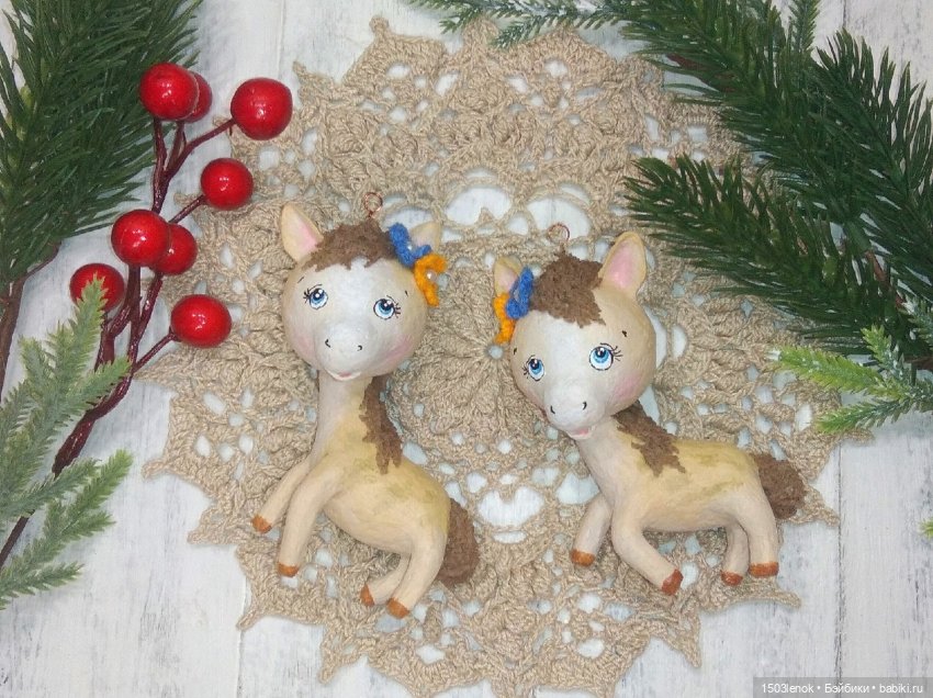 Лошадки на ёлку — Лепка авторских игрушек и папье (фото 2)
