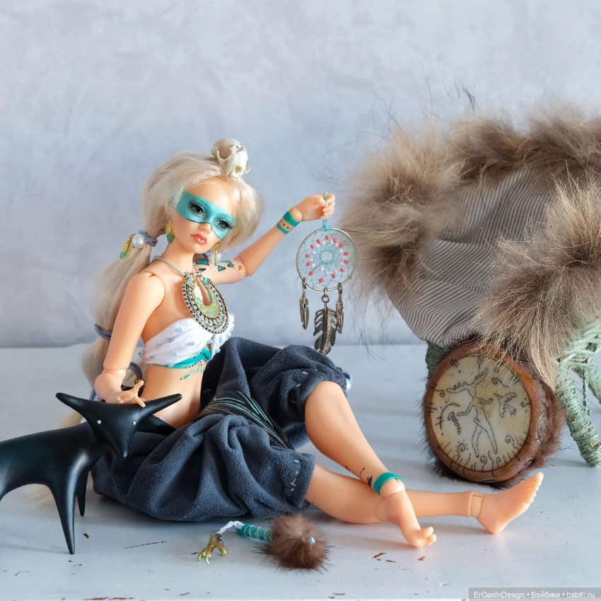 " Кукла ты безмозглая! " И мне стало обидно…