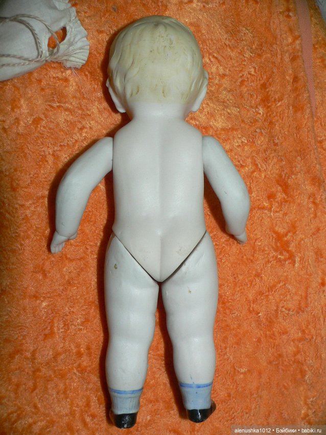 Помогите,пожалуйста,опознать куколку (фото 3)