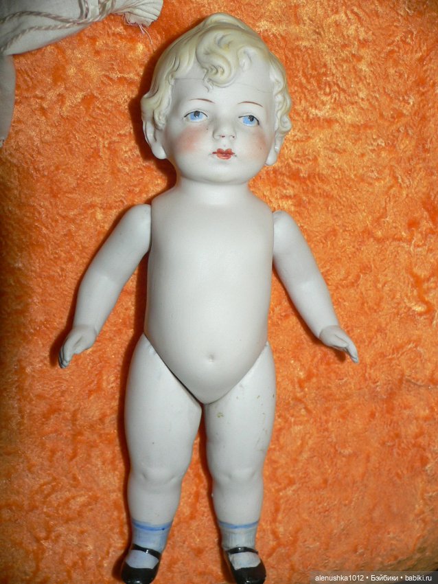 Помогите,пожалуйста,опознать куколку