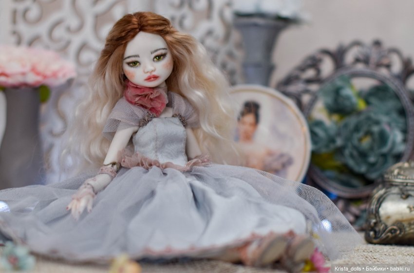 Кукла фарфоровая шарнирная Кэйтлин