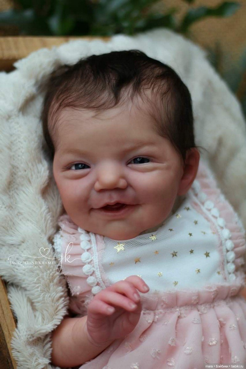 Charlie скульптора Joanna Kazmierczak, автор прототипа Jacqueline Kramer