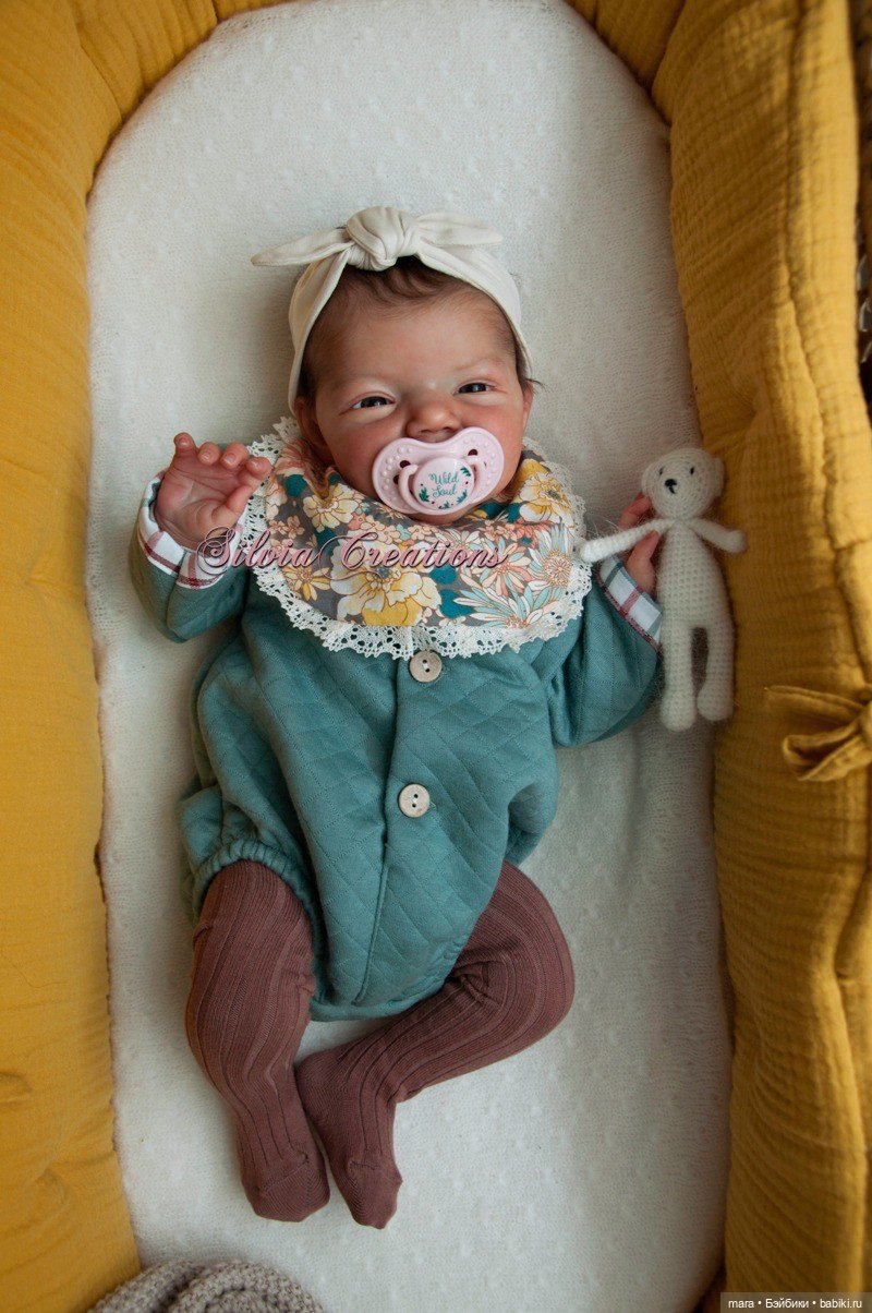 Charlie скульптора Joanna Kazmierczak, автор прототипа Silvia Ezquerra