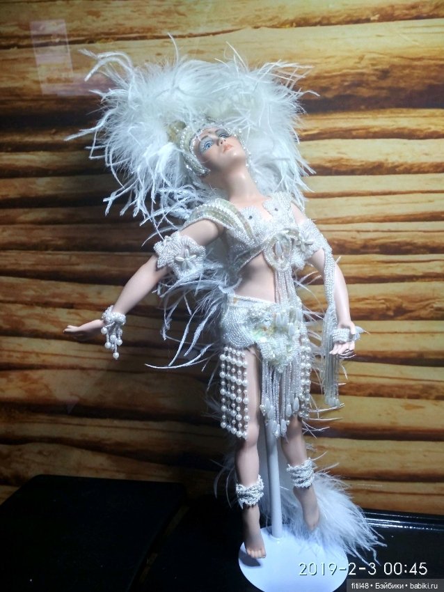 Несравненно изысканные куклы Rustie