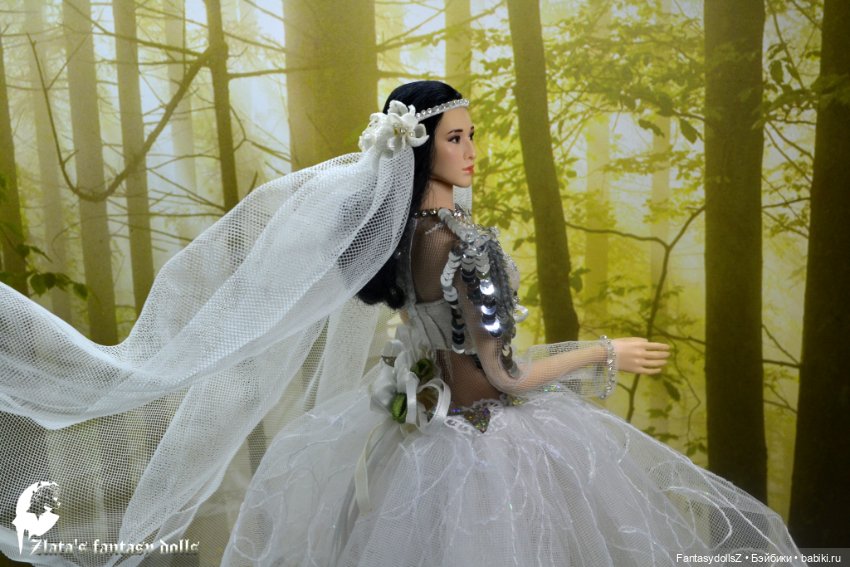 Сшила свадебное платье и куртку для Куклы Phicen (фото 5)
