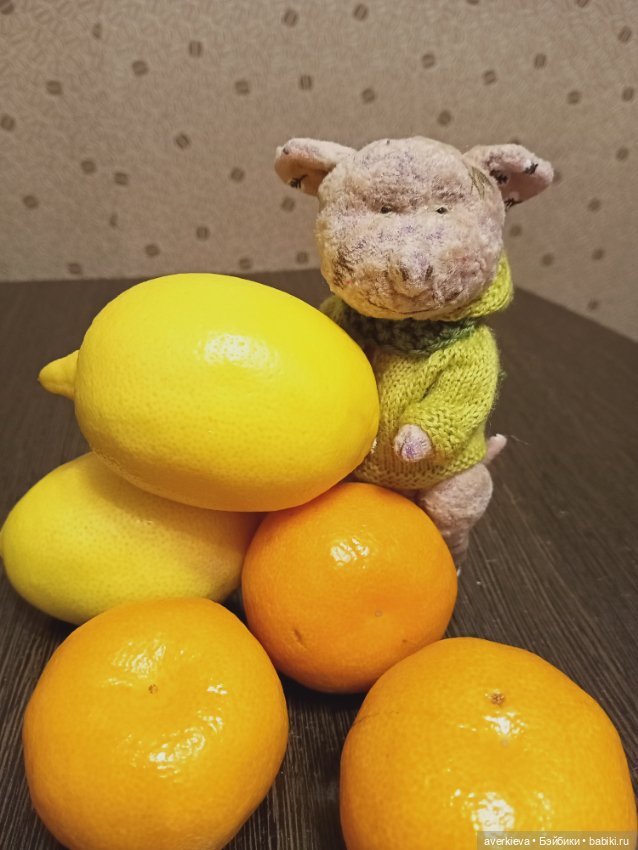 "Он знает, что совсем не красив..."Или мой Космос от Ирины Бабайки