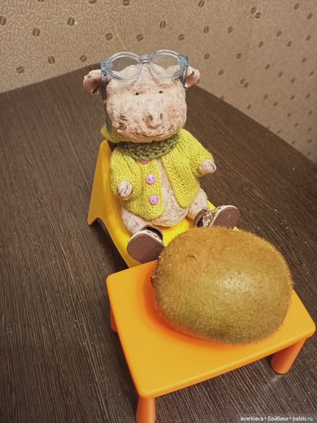 "Он знает, что совсем не красив..."Или мой Космос от Ирины Бабайки