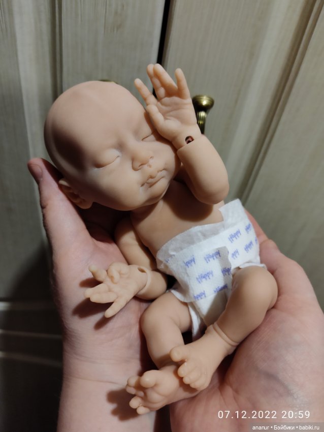 Процесс. Новый малыш — Авторские шарнирные куклы своими руками: лепка