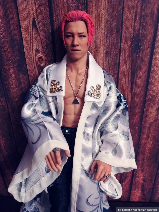 Суровый и прекрасный Дон Ён Бэ