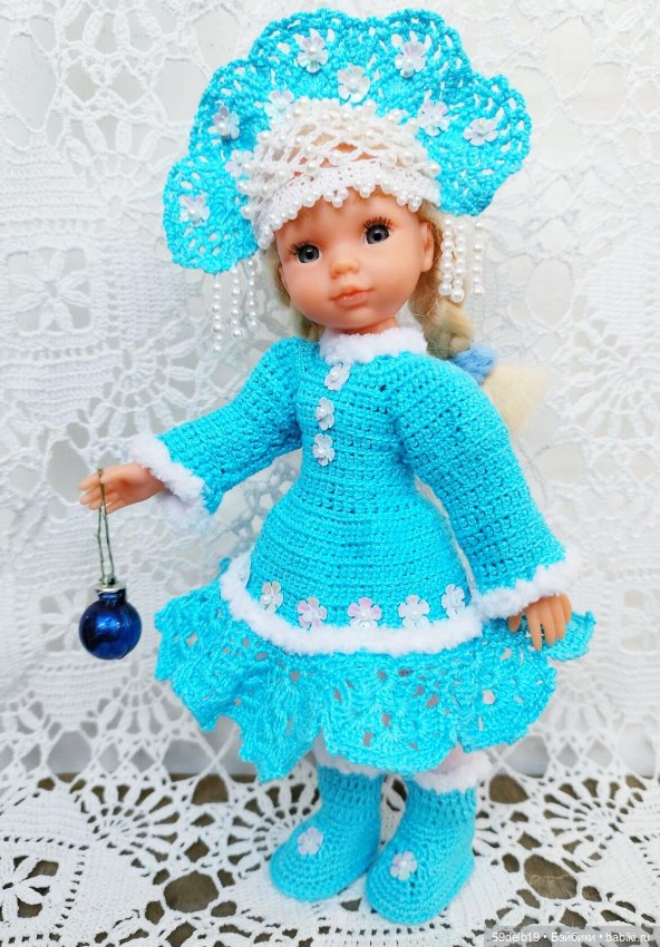 Костюмчик "СНЕГУРОЧКА" для мини паолочки ростом 21-23 см (фото 2)