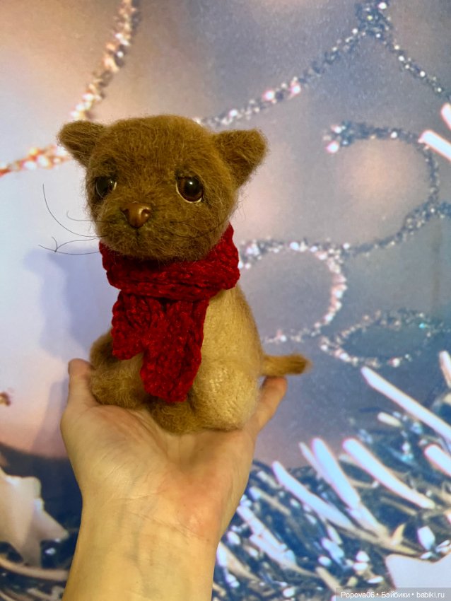 Новогодний котенок😊 — Вязаные игрушки и амигуруми: крючком