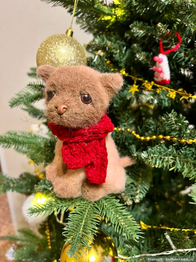 Новогодний котенок😊 — Вязаные игрушки и амигуруми: крючком