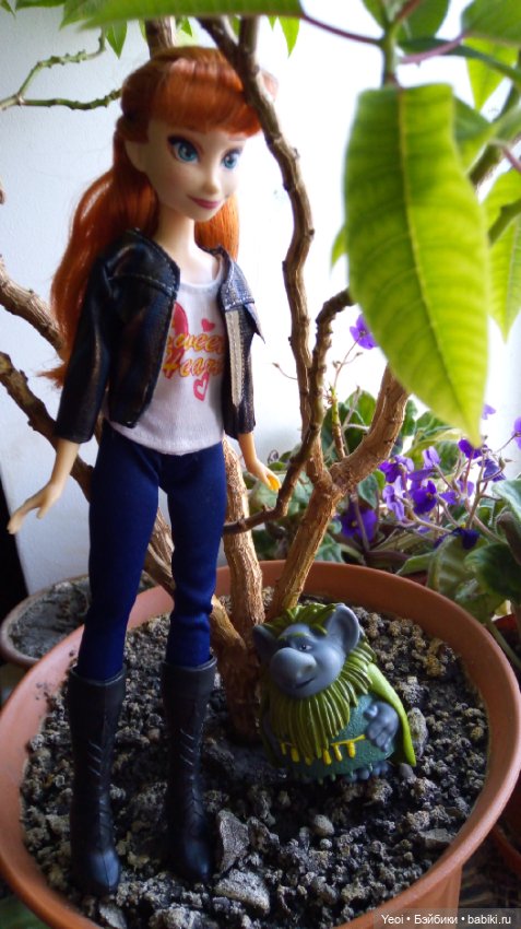 Распаковка куклы: Анна с троллем. Дисней, Холодное сердце 2. Хасбро. (Hasbro. Disney, Frozen 2)