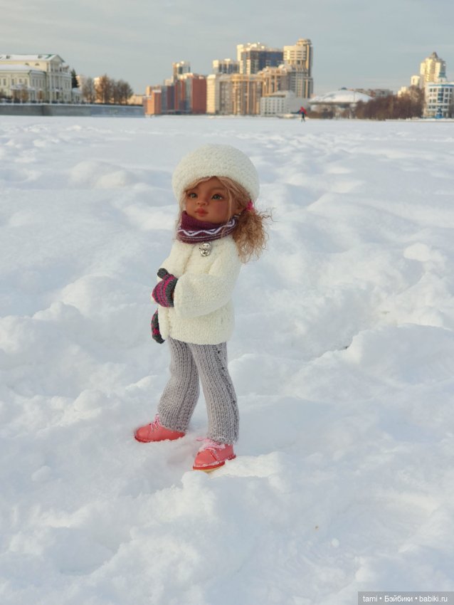 Прогулка по заснеженному городу