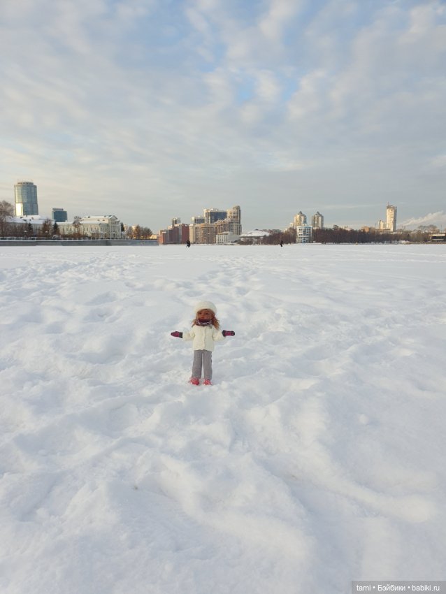 Прогулка по заснеженному городу