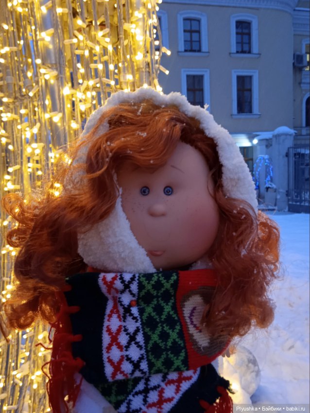 Булки на прогулке — Куклы Nines d'Onil (Нинес): Миа (Mia) (фото 4)