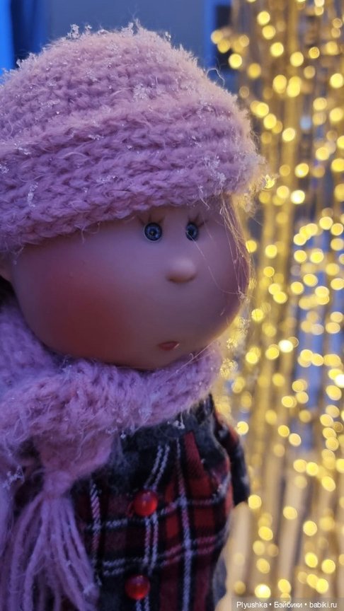 Булки на прогулке — Куклы Nines d'Onil (Нинес): Миа (Mia) (фото 2)
