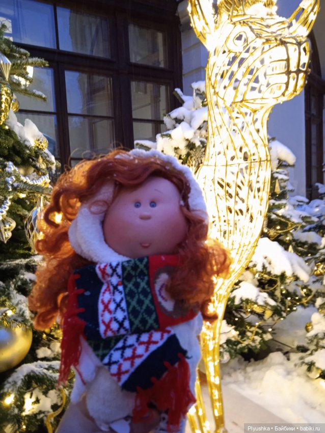 Булки на прогулке — Куклы Nines d'Onil (Нинес): Миа (Mia) (фото 10)