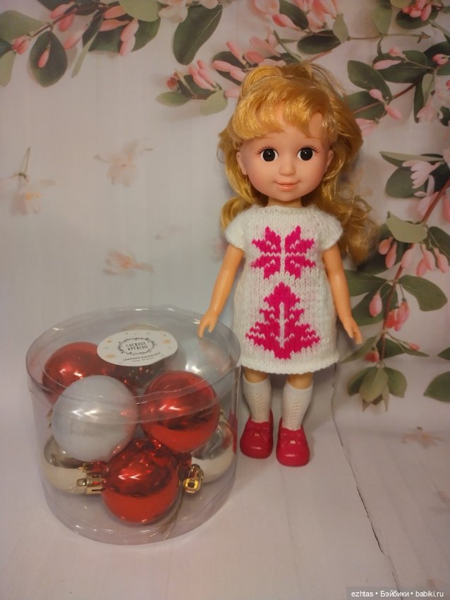 Амелия готовится к Новому году