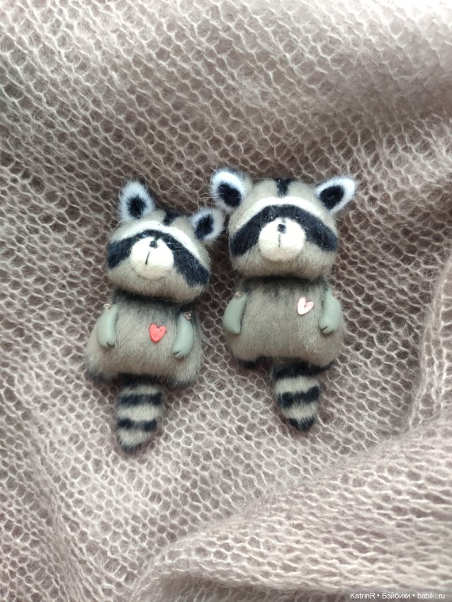 Шкодные еноты — Авторские украшения и аксессуары для кукол: фото (фото 4)