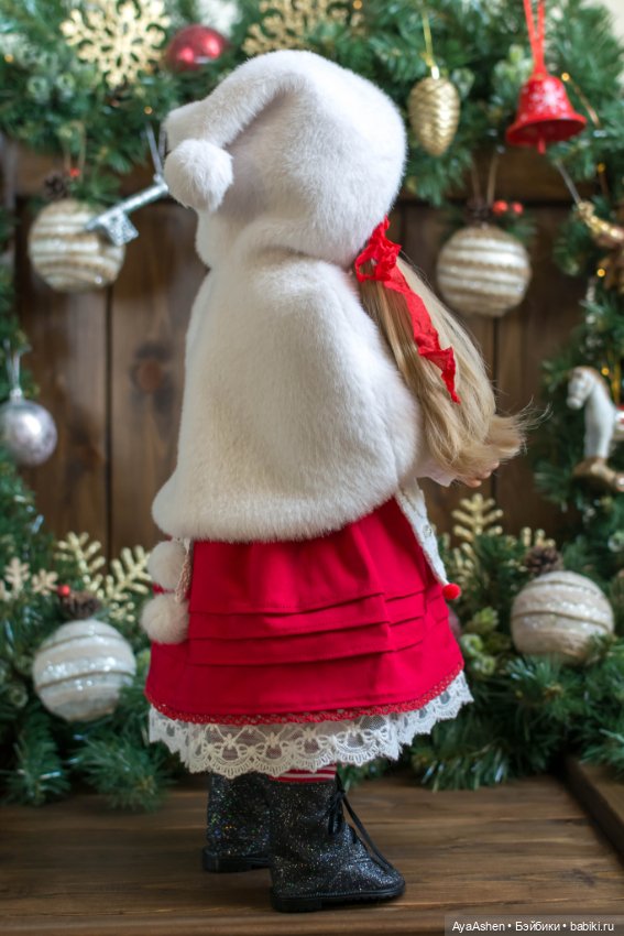 Помощницы Дедушки Мороза — Одежда и обувь для кукол своими руками: фото (фото 4)