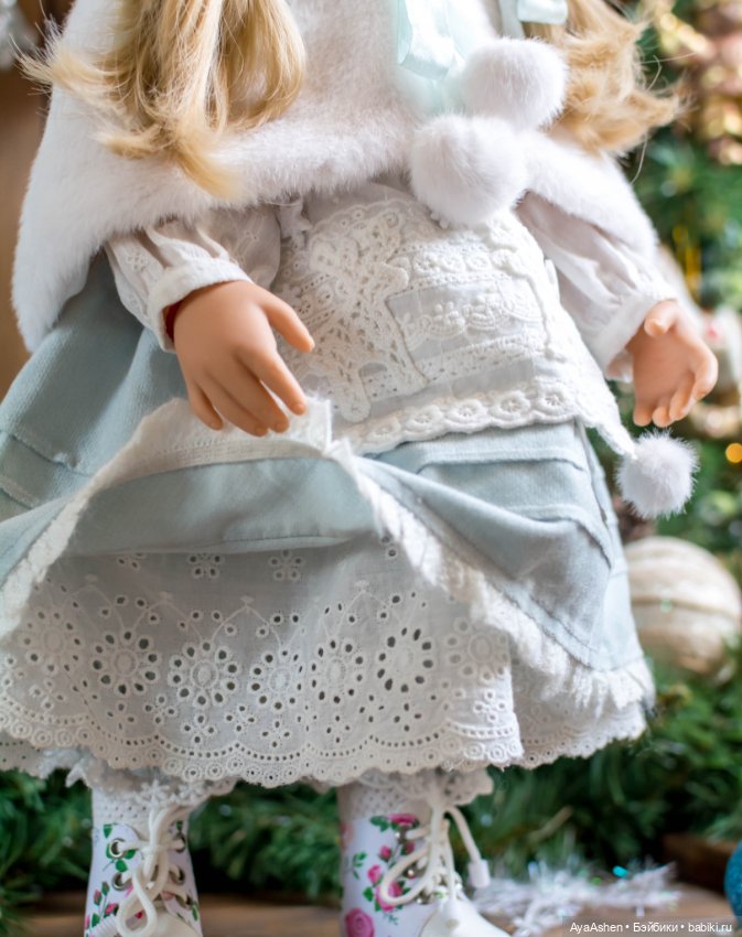 Помощницы Дедушки Мороза — Одежда и обувь для кукол своими руками: фото