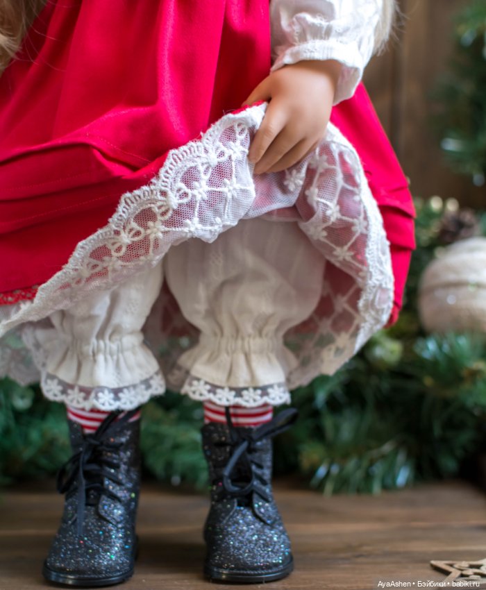 Помощницы Дедушки Мороза — Одежда и обувь для кукол своими руками: фото