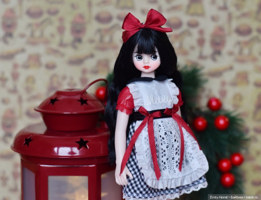 Рождественская атмосфера — Азиатские виниловые куклы (разное): Китай