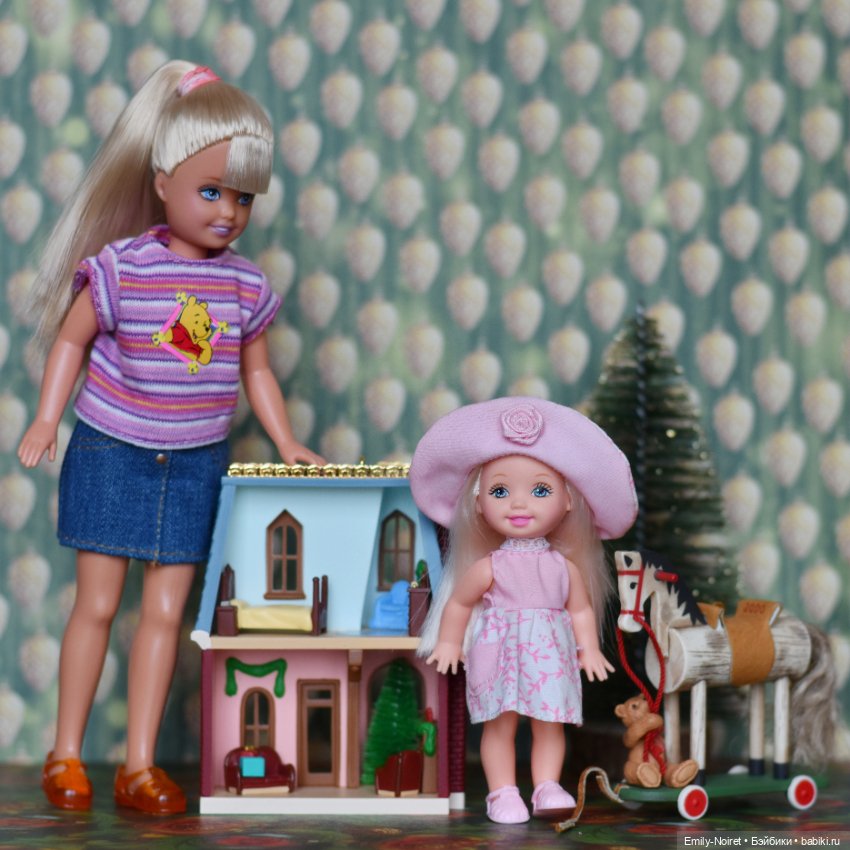 Рождественская атмосфера — Азиатские виниловые куклы (разное): Китай