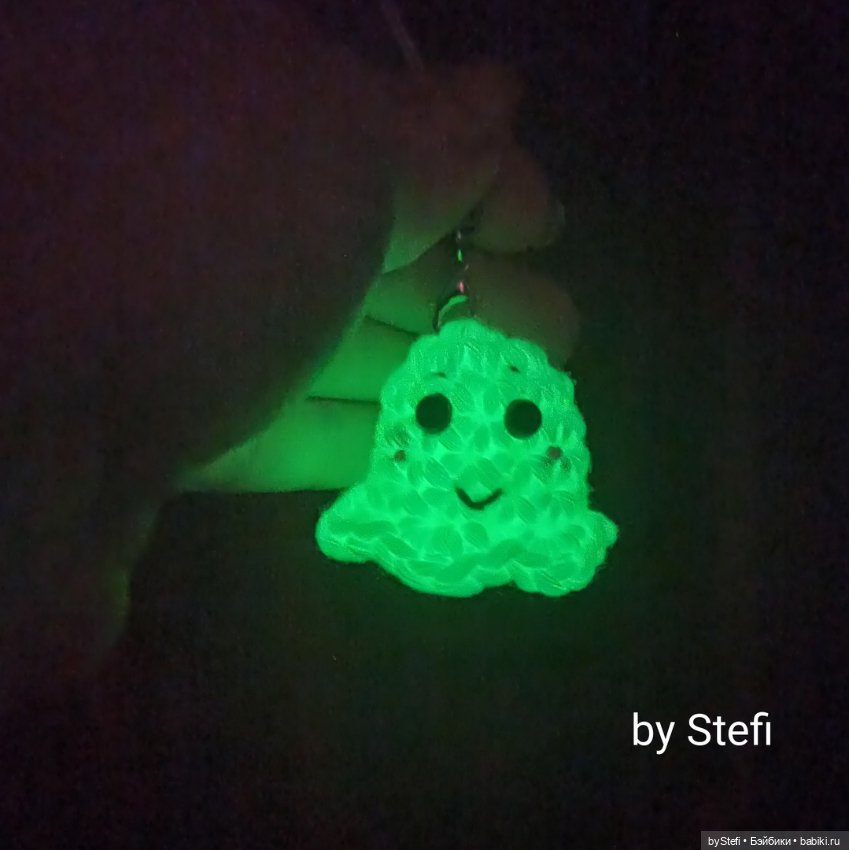 Привидение. Мини-брелок — Вязаные игрушки и амигуруми: крючком (фото 5)