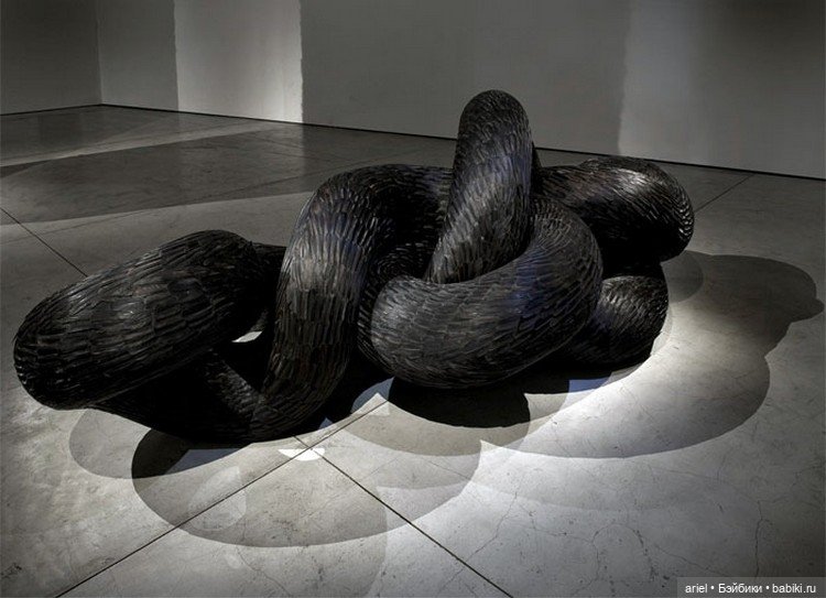 Необычные творения британского скульптора Кэйт Макгуаер (Kate MccGuire) (фото 4)