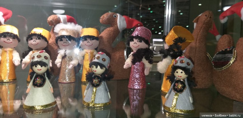 Куклы в экспоцентре на выставке "Ладья"