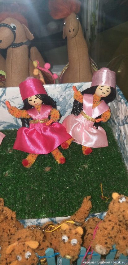 Куклы в экспоцентре на выставке "Ладья"