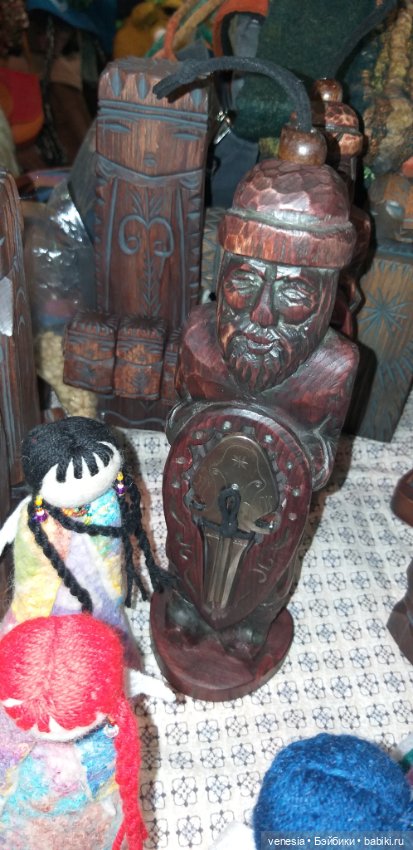 Куклы в экспоцентре на выставке "Ладья"