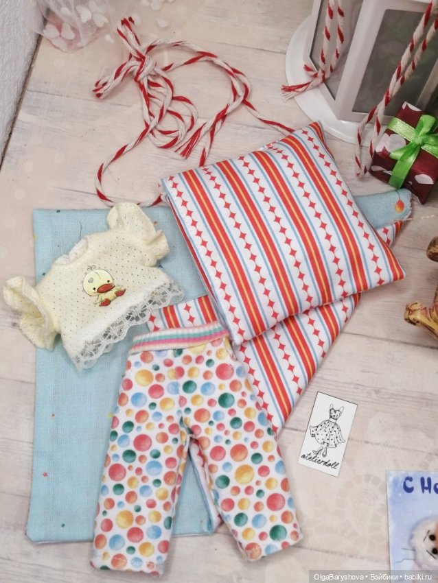 Все ждут новый год — Одежда и обувь для кукол своими руками: фото (фото 9)