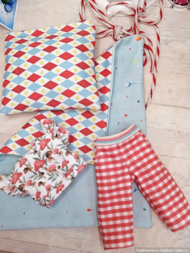 Все ждут новый год — Одежда и обувь для кукол своими руками: фото (фото 10)