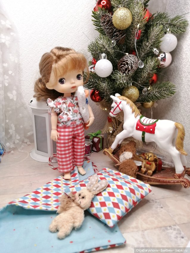 Все ждут новый год — Одежда и обувь для кукол своими руками: фото (фото 2)