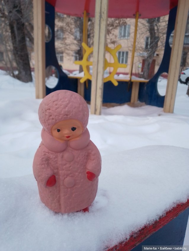 Малыши-укутыши по морозцу прогулялись