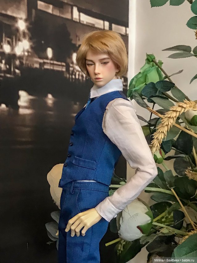 Главное - чтобы костюмчик сидел