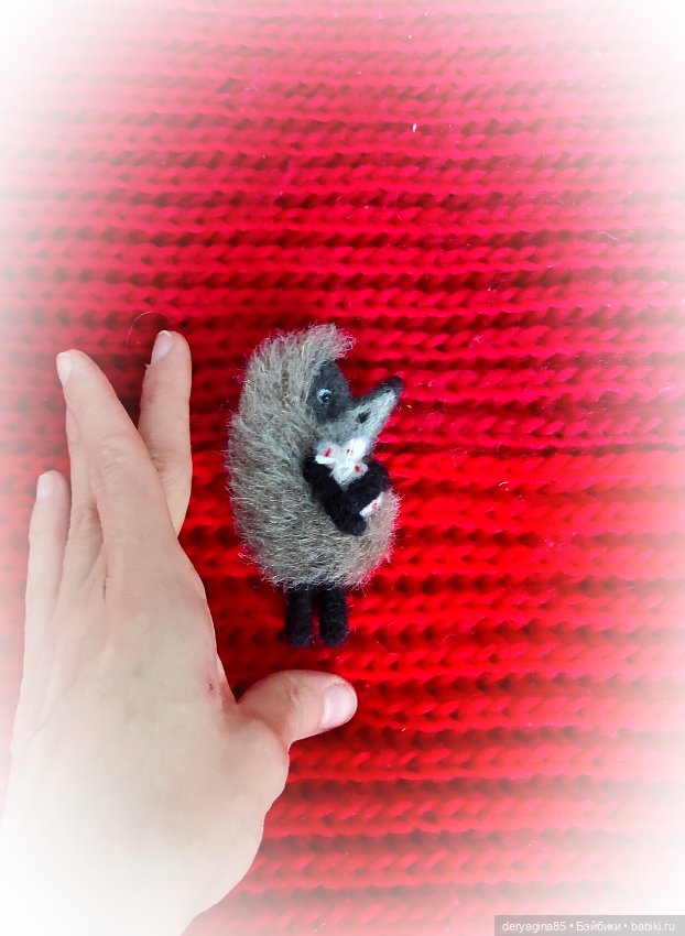 Брошь — Валяные игрушки из шерсти: сухое валяние