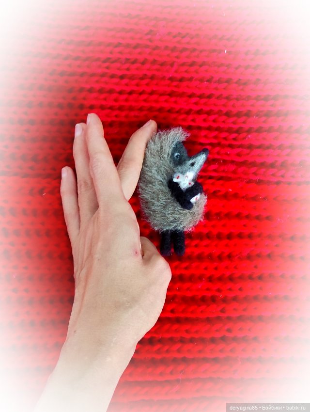 Брошь — Валяные игрушки из шерсти: сухое валяние (фото 4)