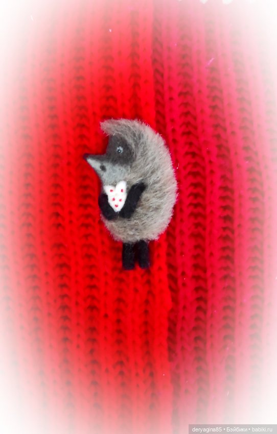 Ещё один ёжик — Валяные игрушки из шерсти: сухое валяние