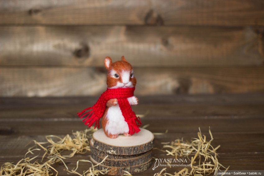 Зайка — Валяные игрушки из шерсти: сухое валяние