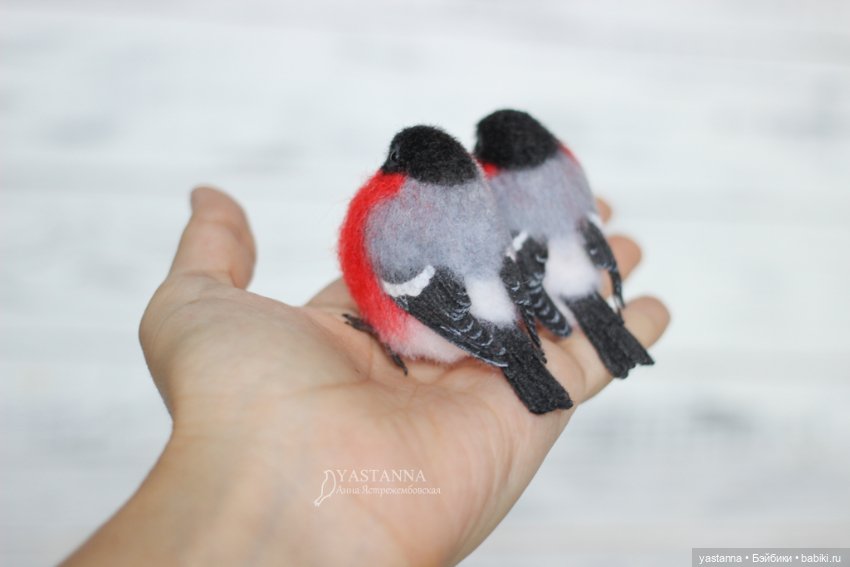 Снегири — Валяные игрушки из шерсти: сухое валяние