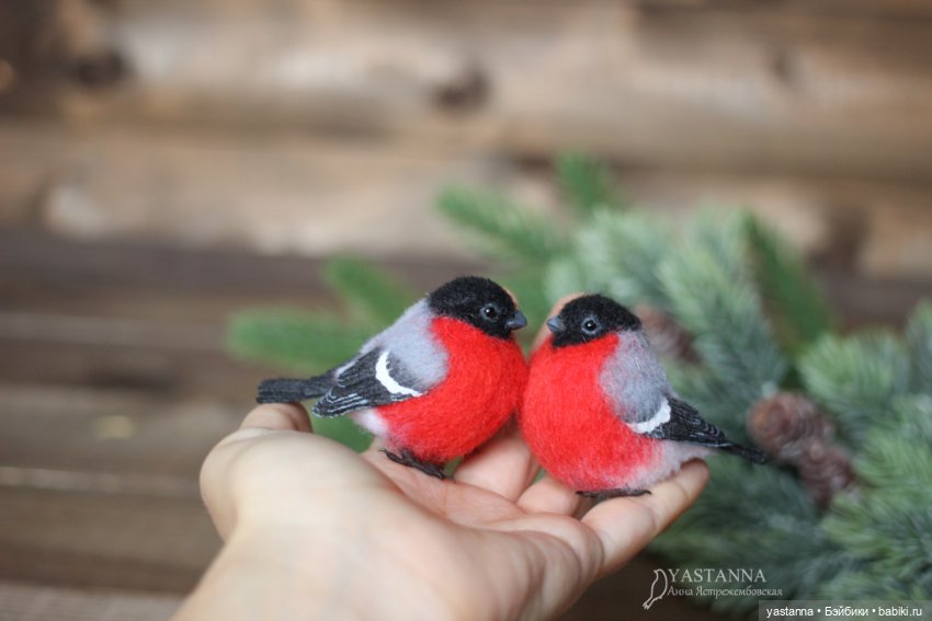 Снегири — Валяные игрушки из шерсти: сухое валяние