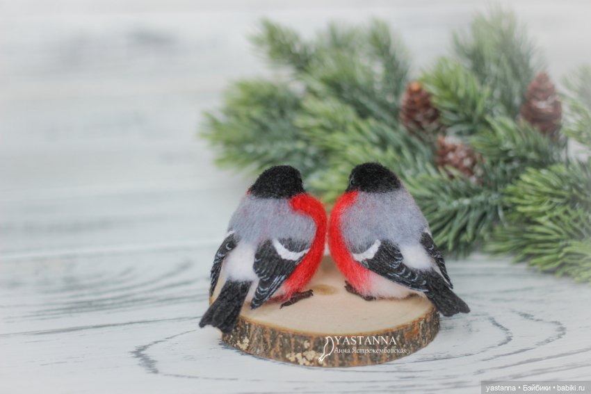 Снегири — Валяные игрушки из шерсти: сухое валяние